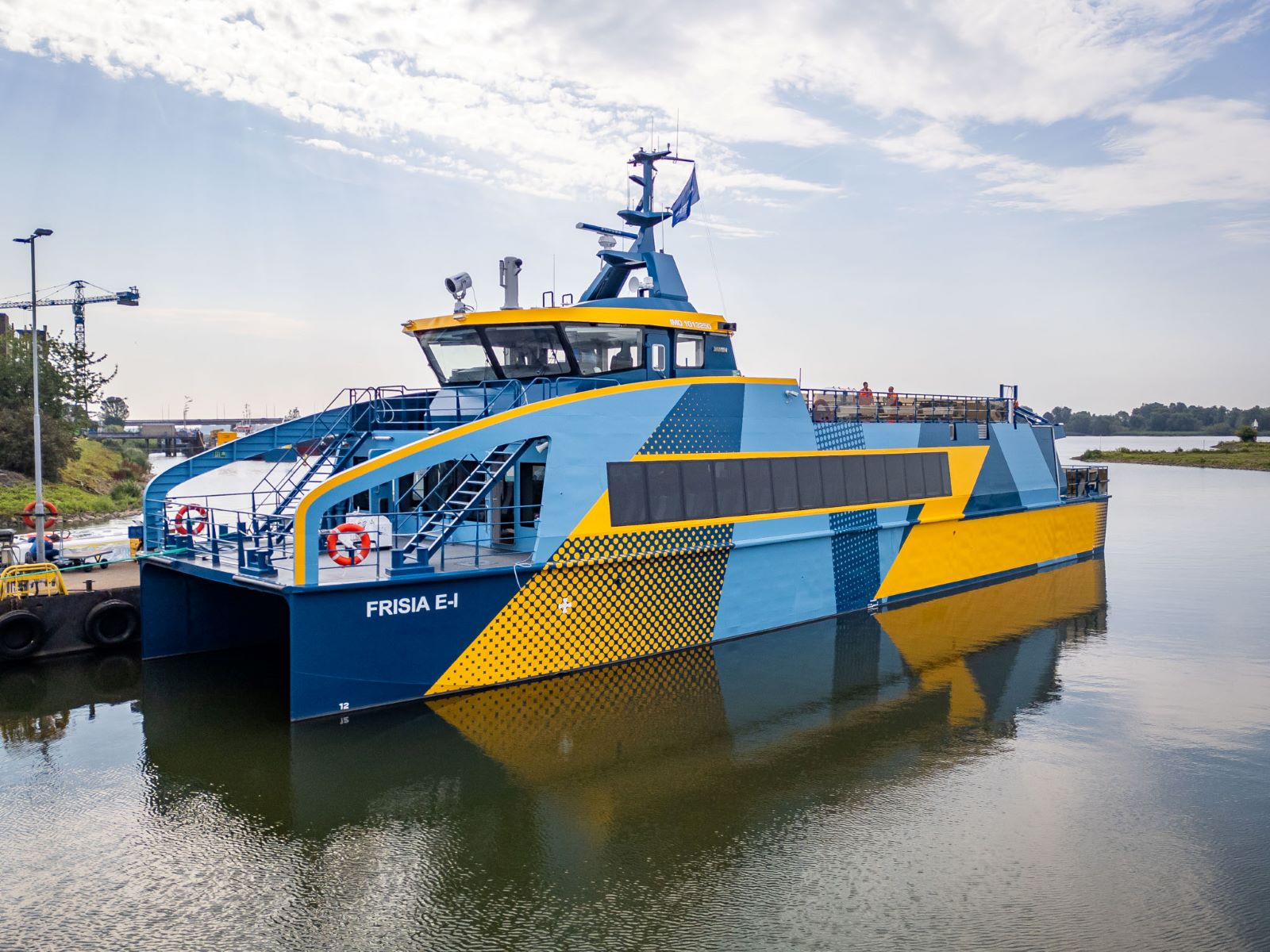 royal-van-der-leun-frisia-electrical-ferry-electrical-marine-systems-damen-shipyards-gorinchem-1-